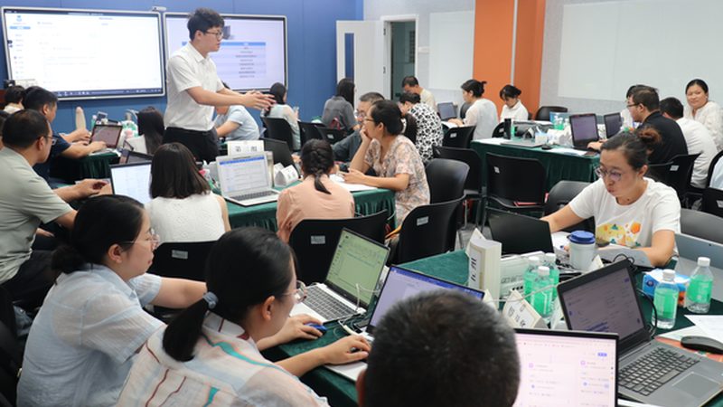 心理咨询师线上培训，如何挑选靠谱品牌？**
